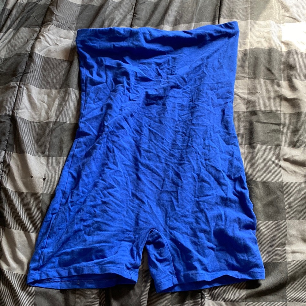 Strapless one piece
